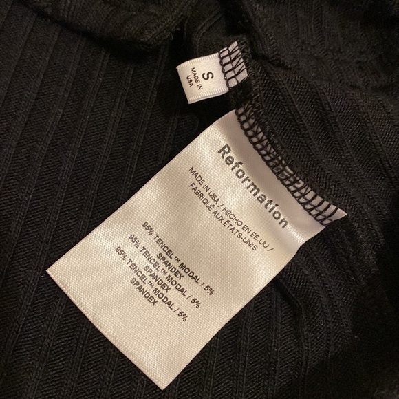 Reformation Gellar Black Ribbed Knit Top. Size S - Picture 8 of 8